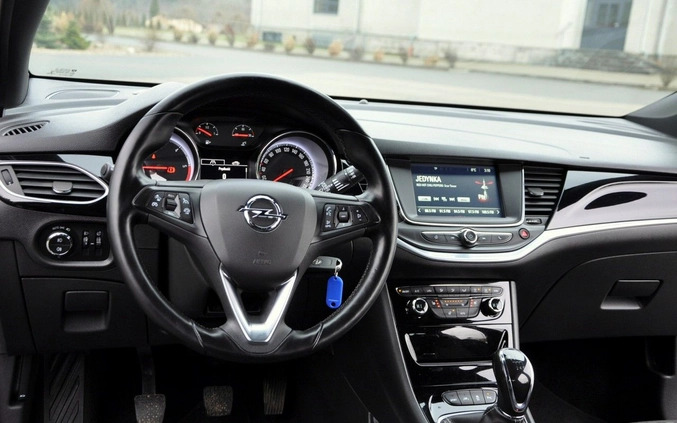 Opel Astra cena 39900 przebieg: 153147, rok produkcji 2016 z Grodzisk Mazowiecki małe 742